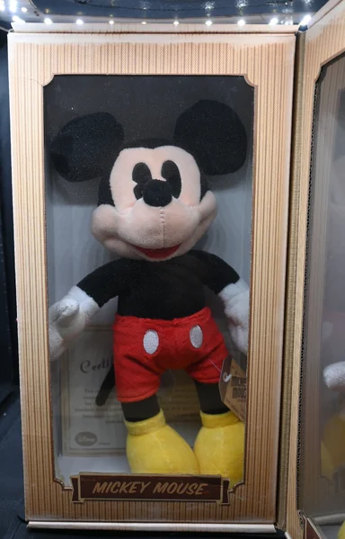 2018 Australia Post Disney Mickey & Minnie Mouse Collection Plush Set