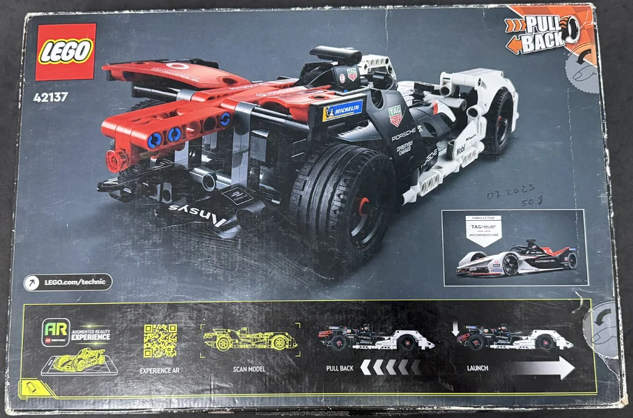 2022 LEGO Technic Formula E Porsche 99X Electric (42137)