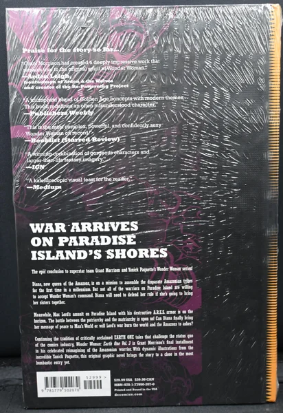 DC Comics SEALED Wonder Woman: Earth One/Volume 3 – Grant Morrison (2021)