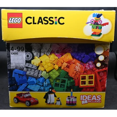 2015 LEGO Classics Creative Building Box (10695)