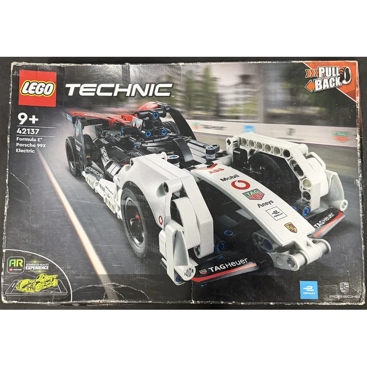 2022 LEGO Technic Formula E Porsche 99X Electric (42137)